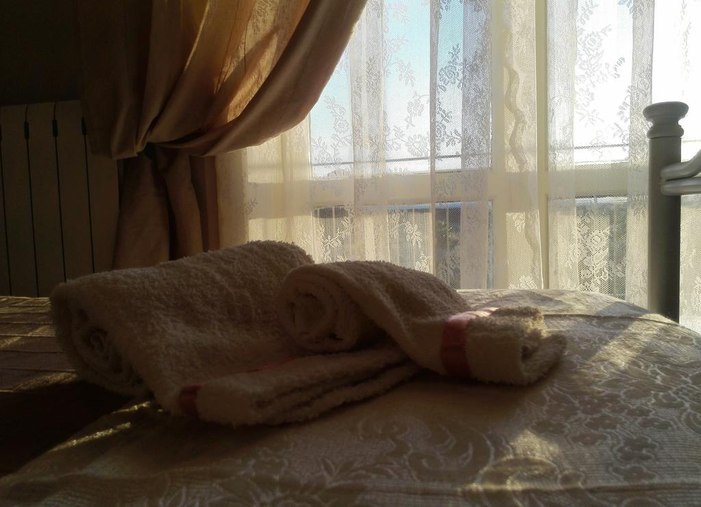 La Fonte Bed & Breakfast Syracuse Phòng bức ảnh